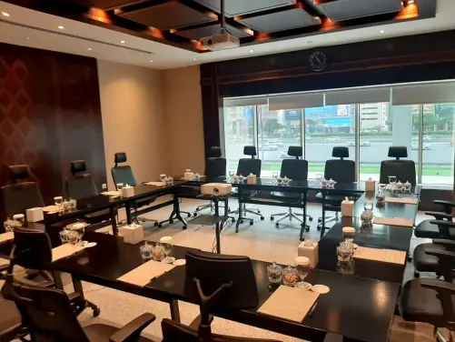 Marriott Sheikh Zayed Road Dubai - meeting room
