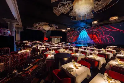 DREAM Dubai Dinner Show