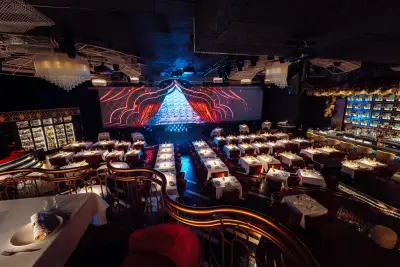 DREAM Dubai Dinner Show