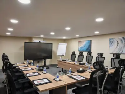Norina Meeting Room