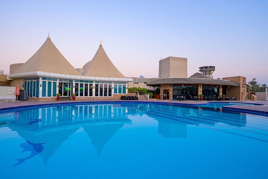 swimming-pool