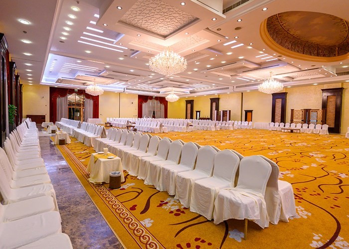 gold-ballroom-gallery-3