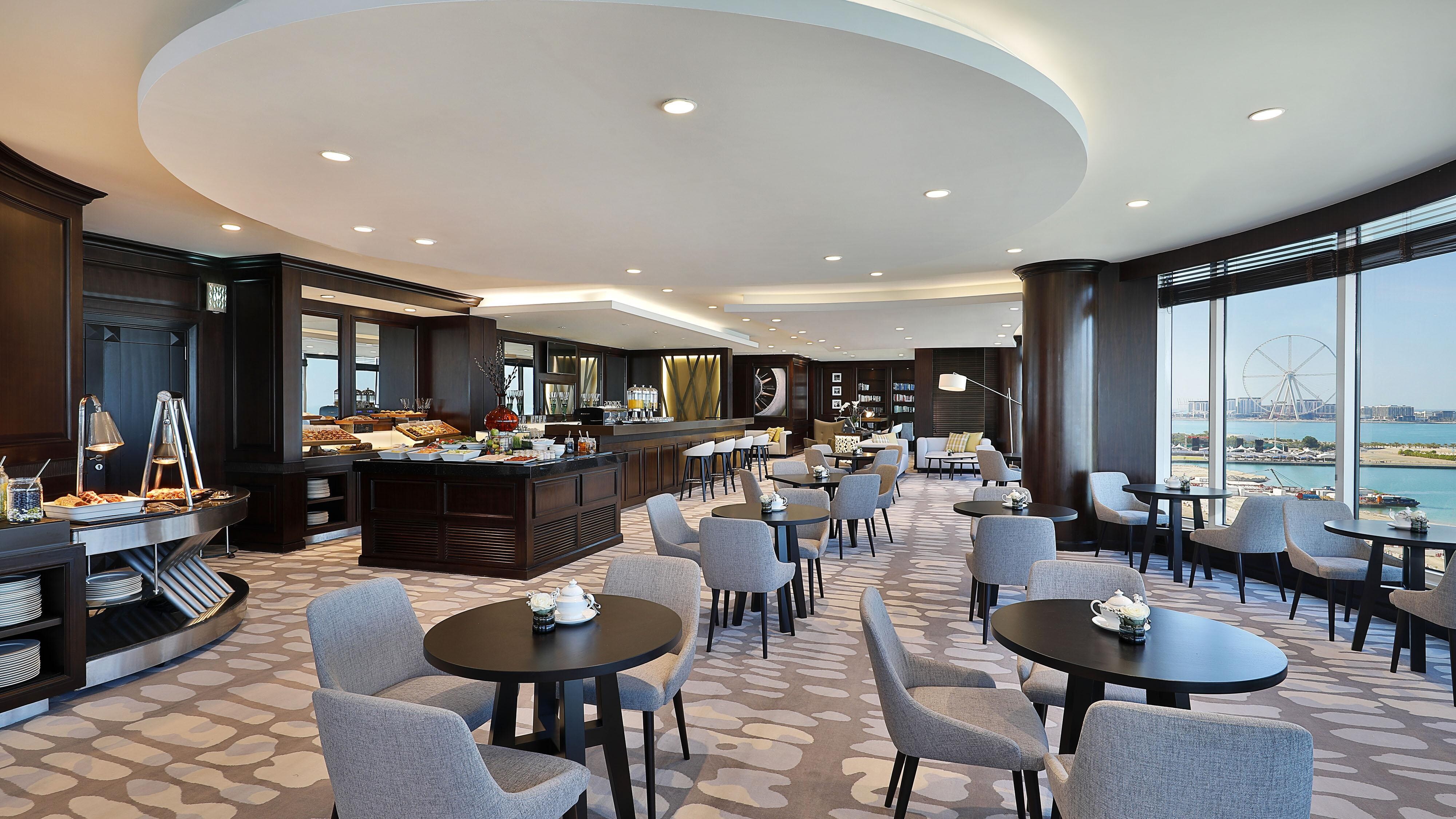 Le Meridien Club Lounge