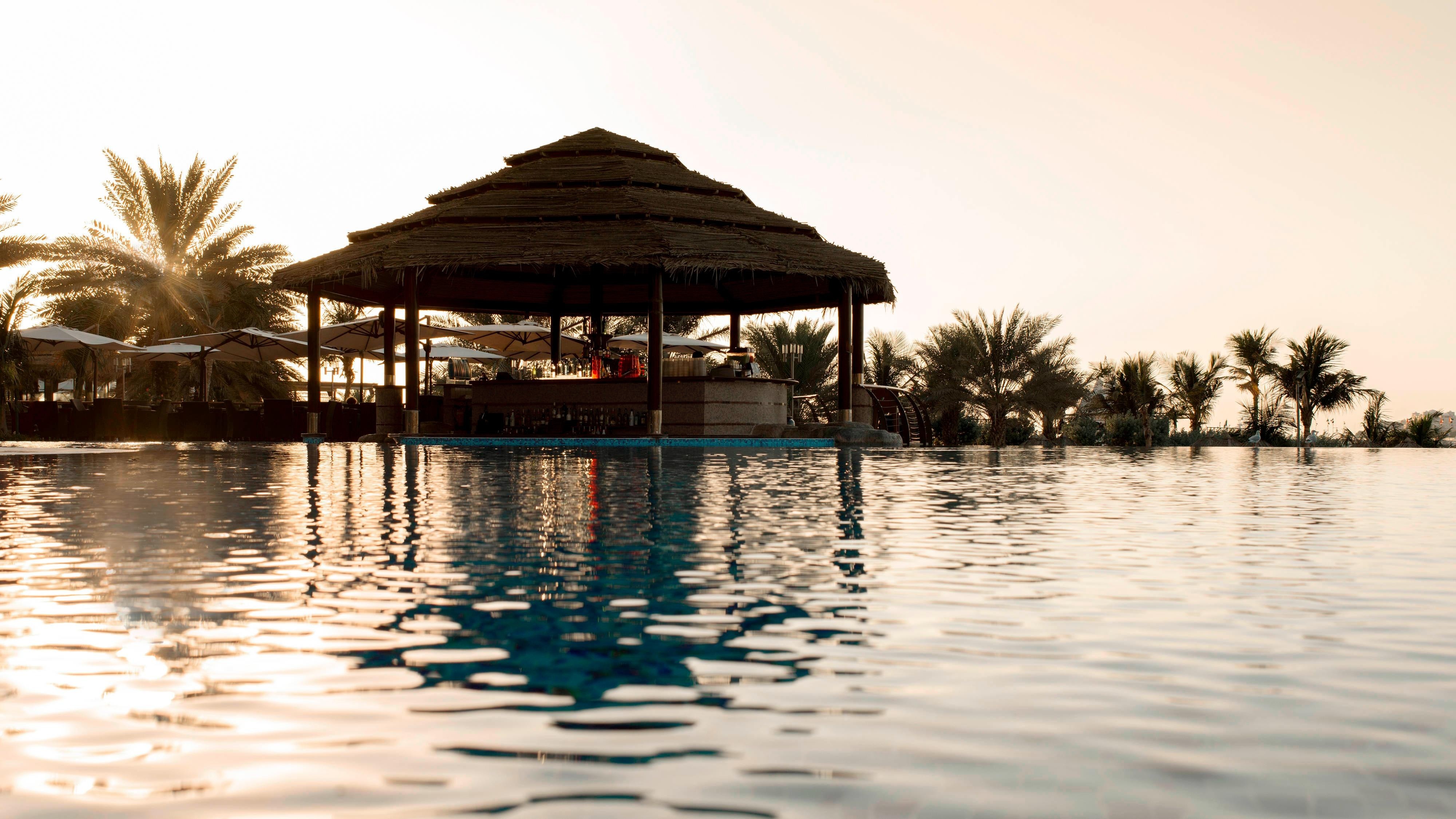 pool bar