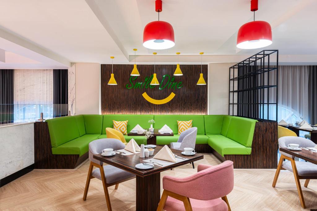 Holiday Inn Riyadh AI Malaz, an IHG Hotel