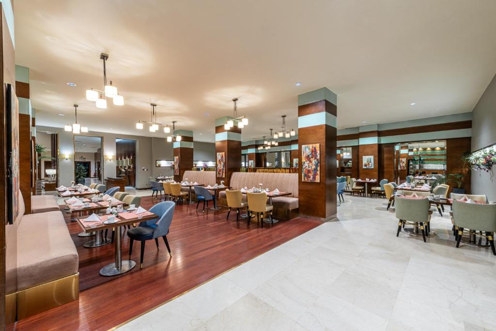 Holiday Inn Riyadh Al Qasr, an IHG Hotel