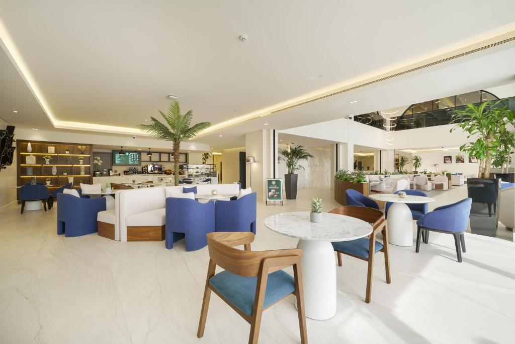 Nova M Hotel, Edge by Rotana