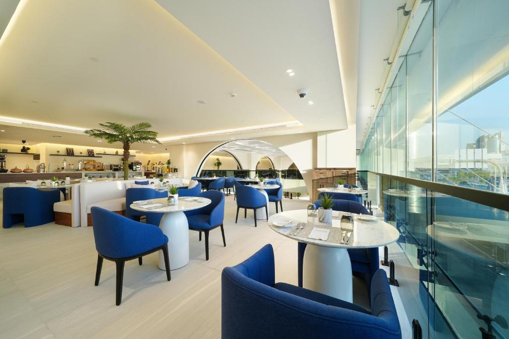 Nova M Hotel, Edge by Rotana