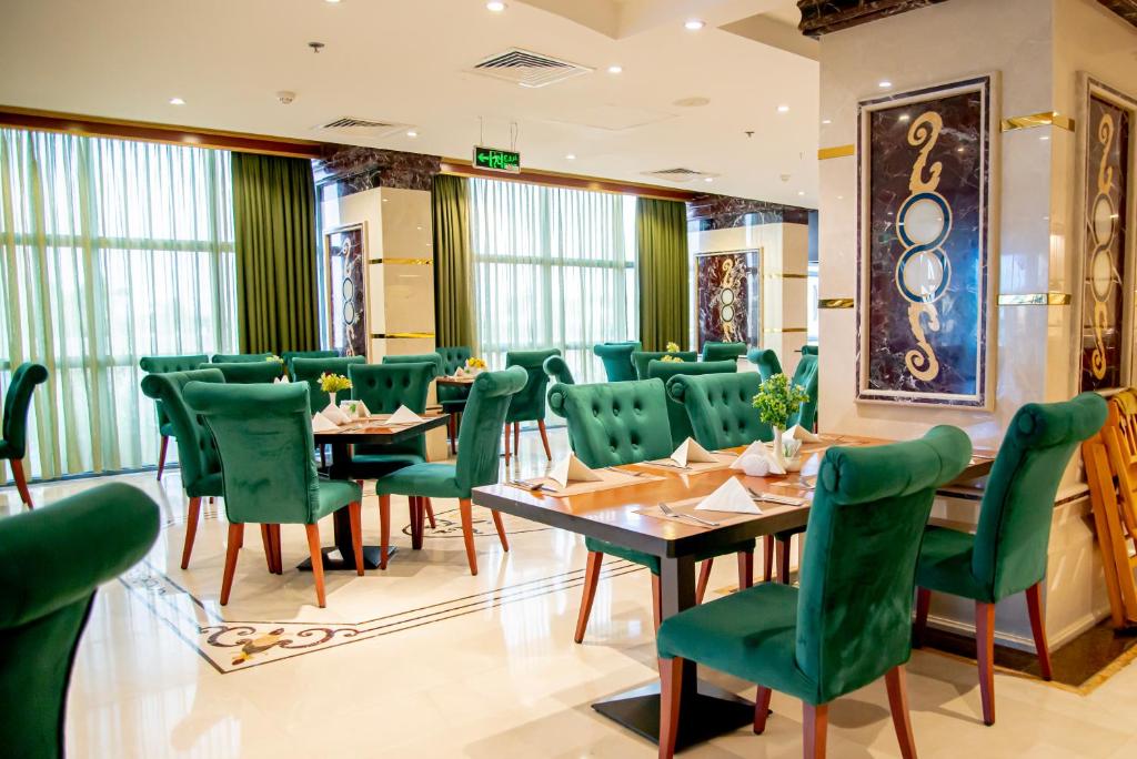Crown Town Hotel