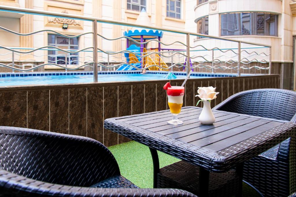 Crown Town Hotel