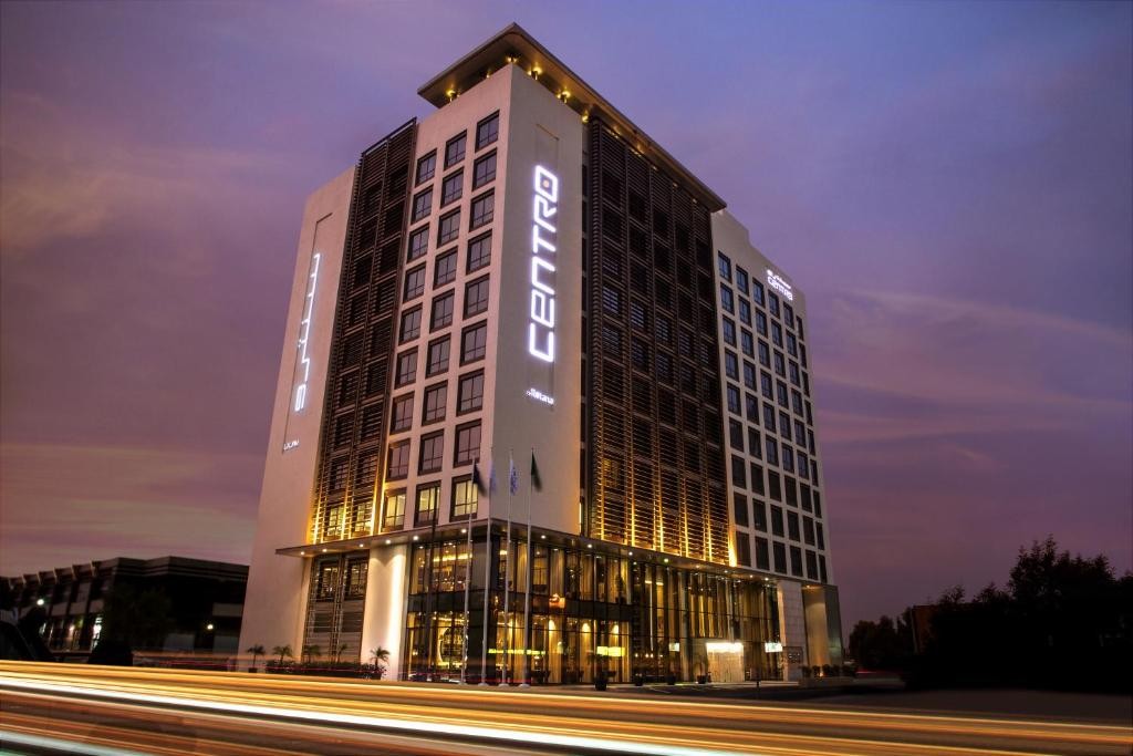 Centro Shaheen by Rotana Hotel