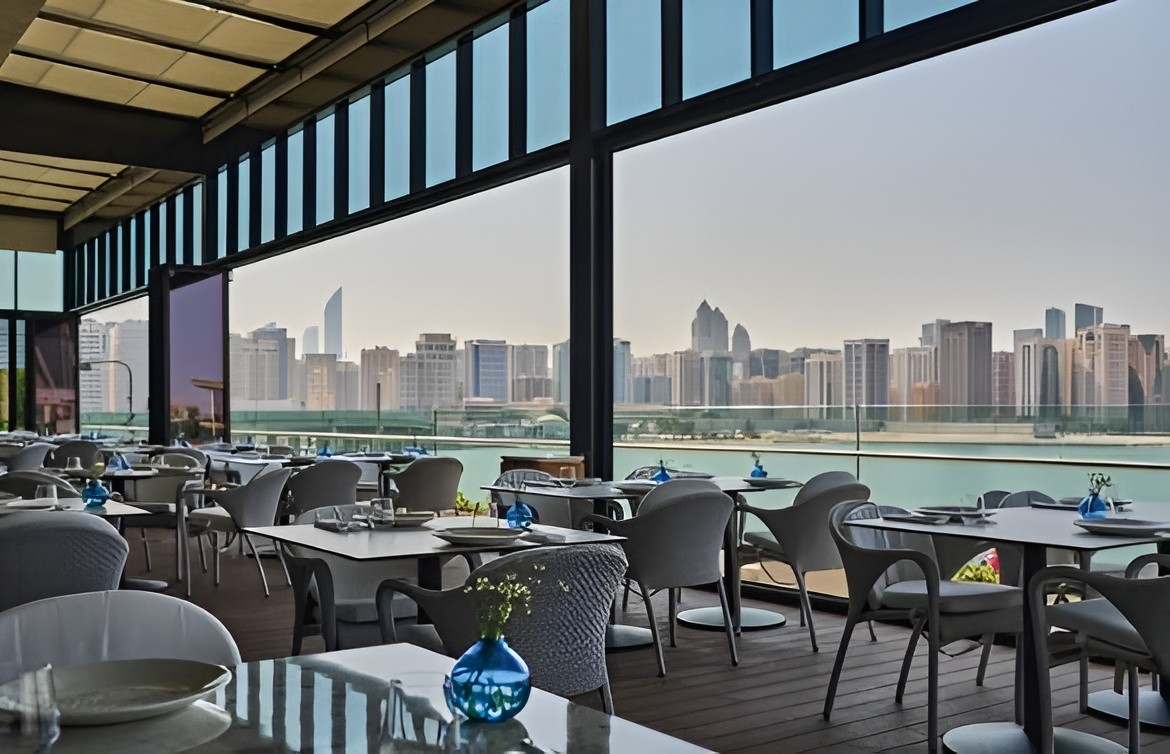 Em Sherif Sea Abu Dhabi