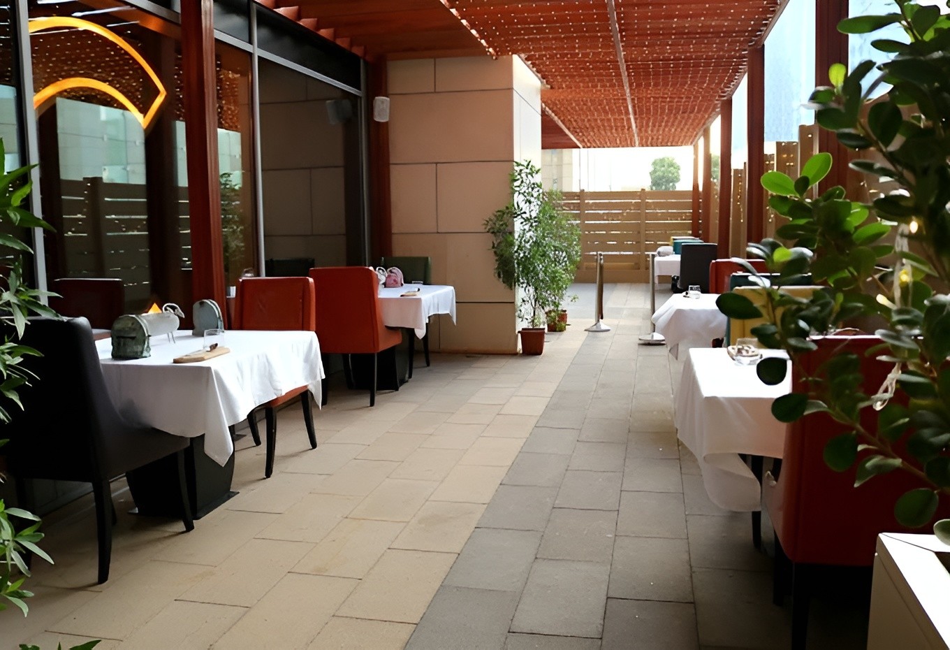Carnival by Trèsind Restaurant & Bar