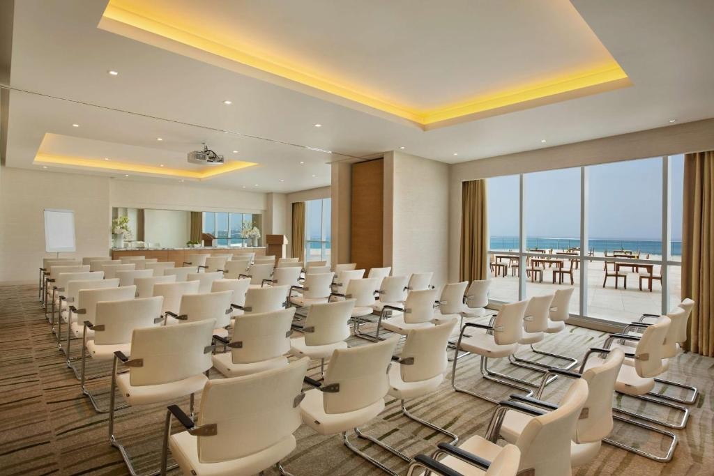 DoubleTree by Hilton Dubai Jumeirah Beach