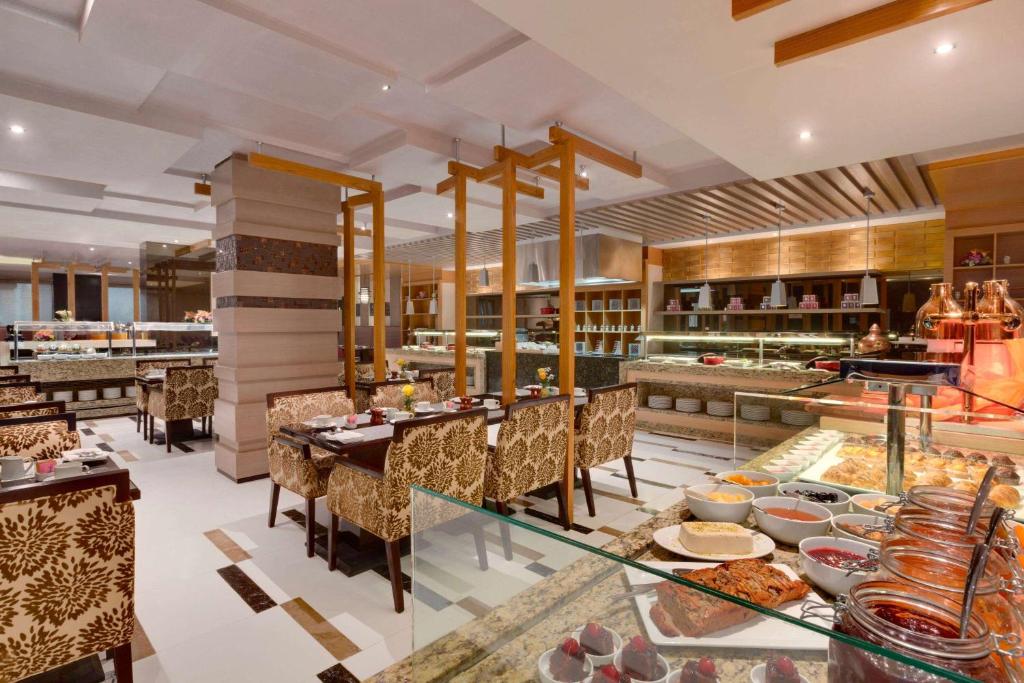 Ramada Hotel and Suites Amwaj Islands