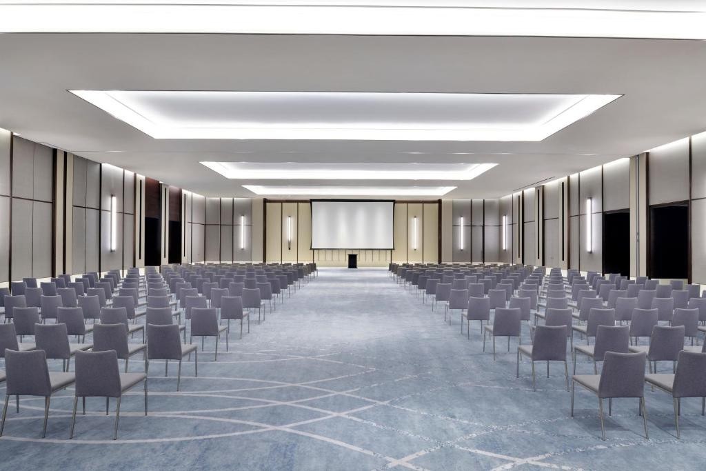 Skyview Ballroom