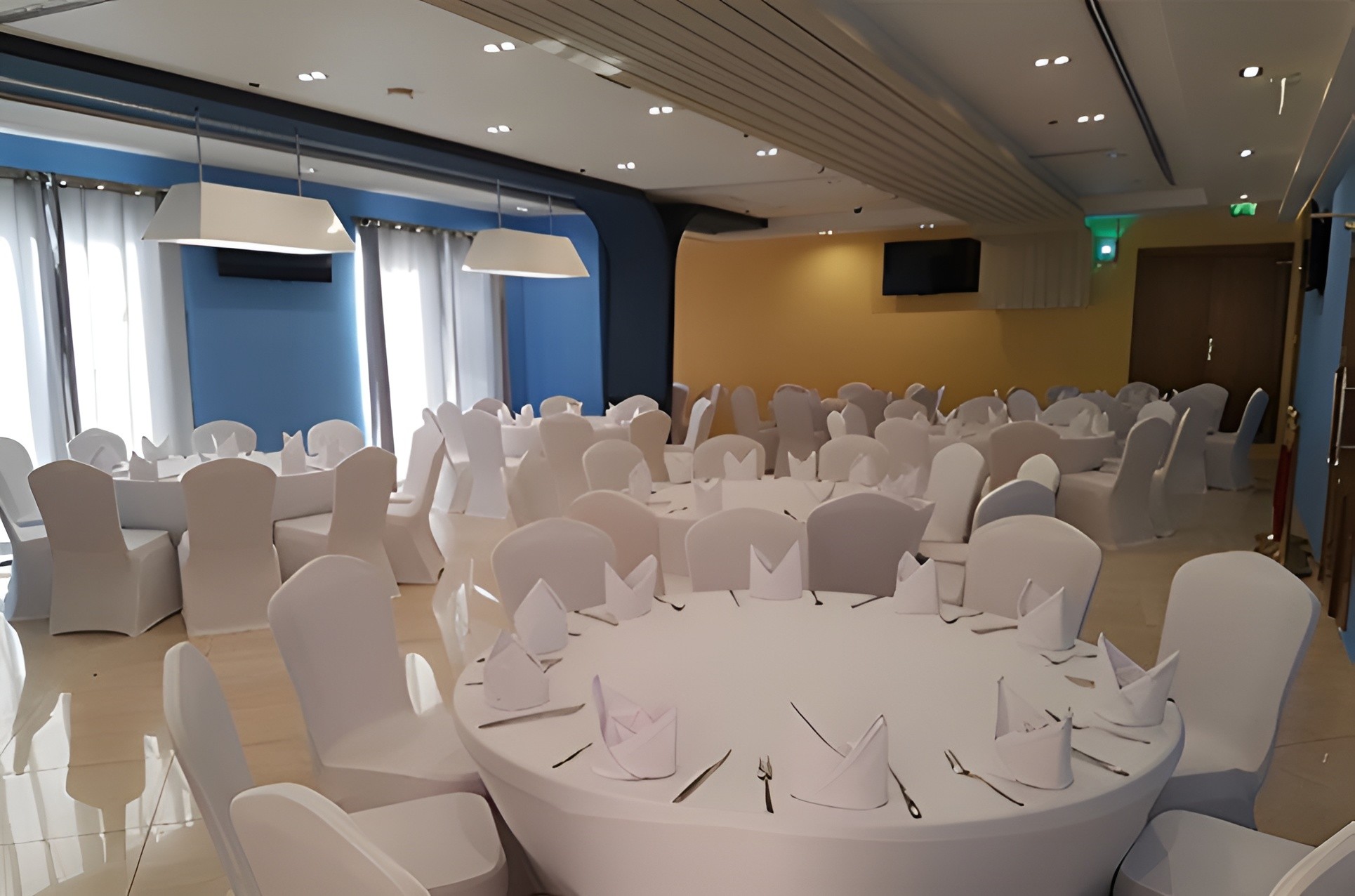 Crystal Meeting Room