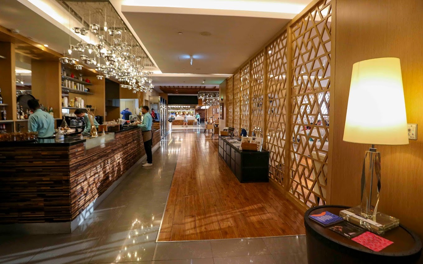 V Lounge Dubai