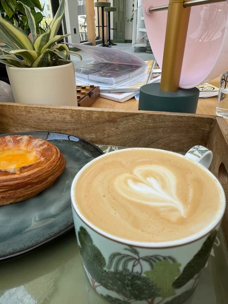 Been cafe Seef