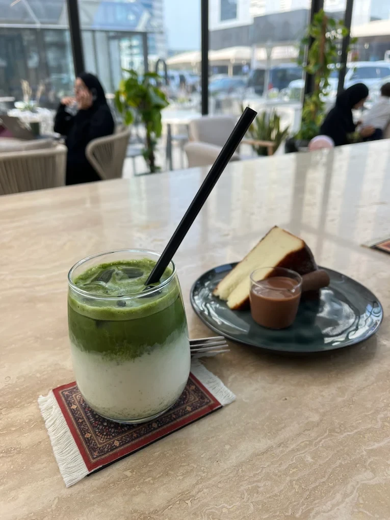 Been cafe Seef