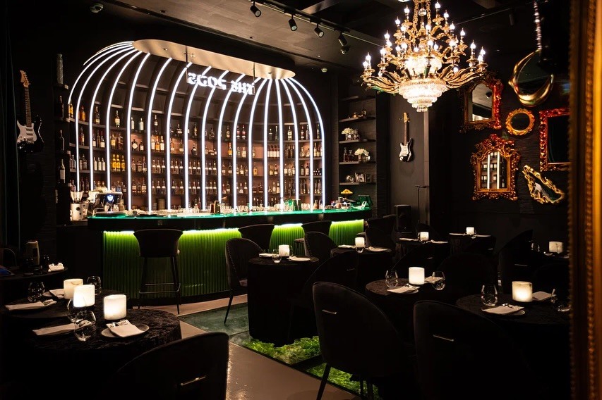 The Pods Restaurant Dubai
