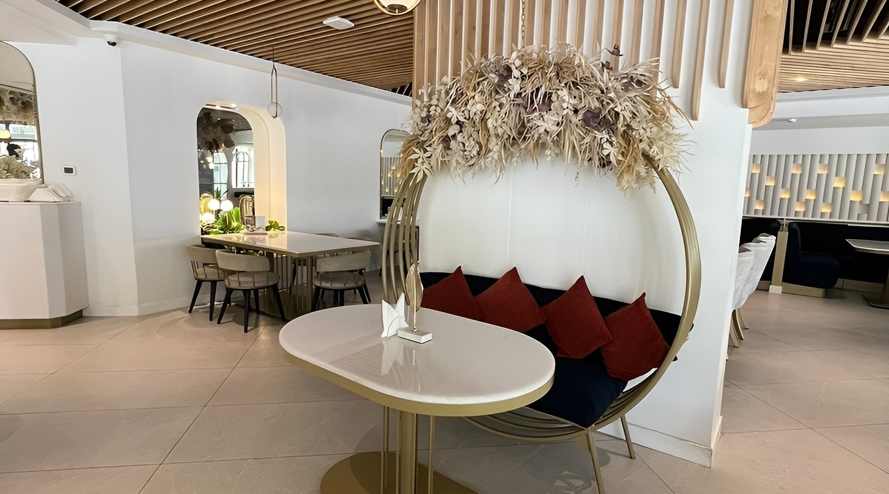7 Vibez Restaurant Muscat