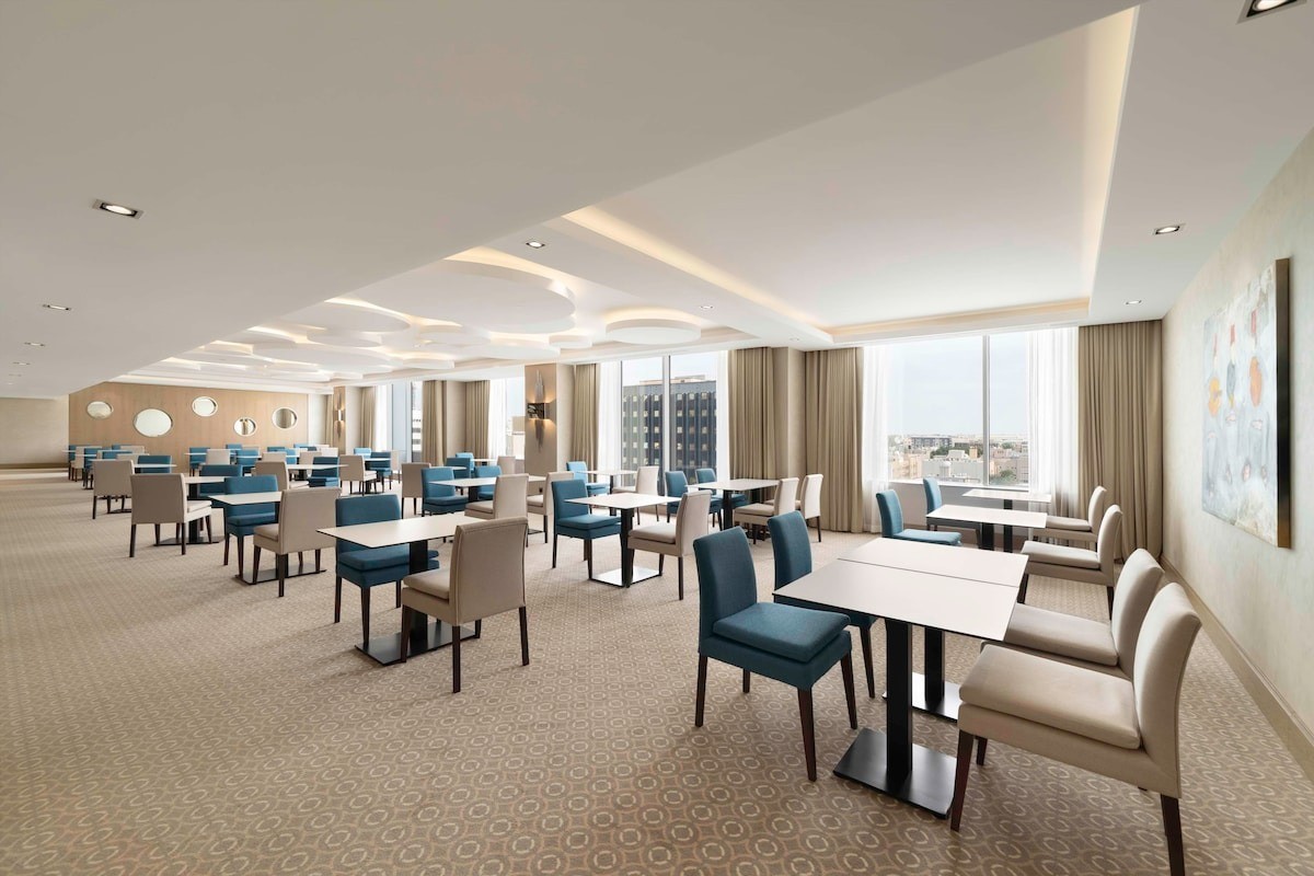 Radisson Blu Hotel & Convention Center Riyadh Minhal
