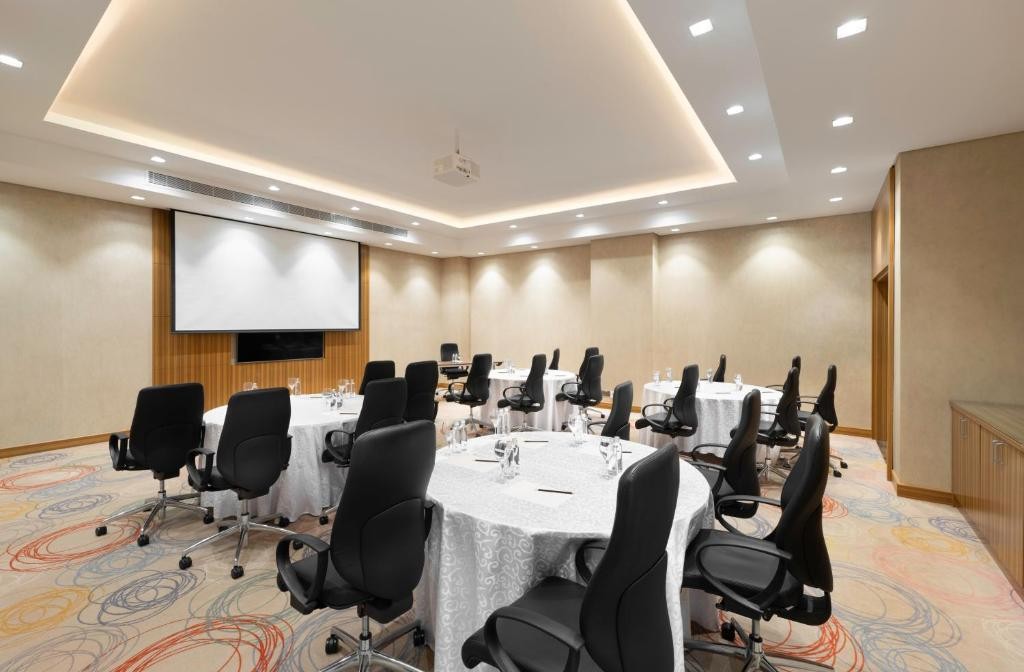 Radisson Blu Hotel & Convention Center Riyadh Minhal