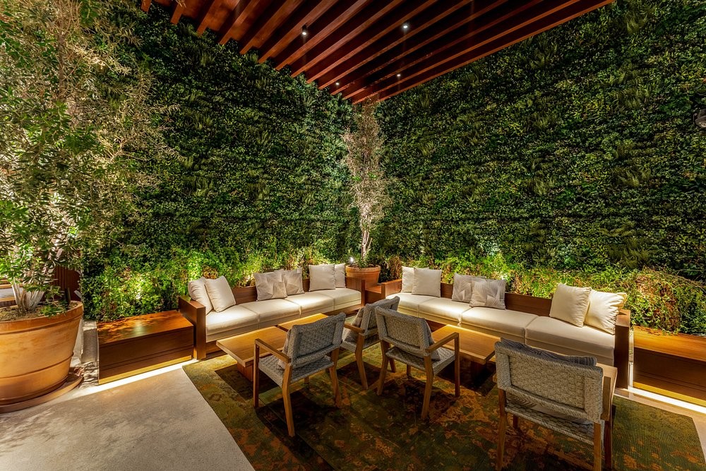 Thia Skylounge Restaurant Dubai