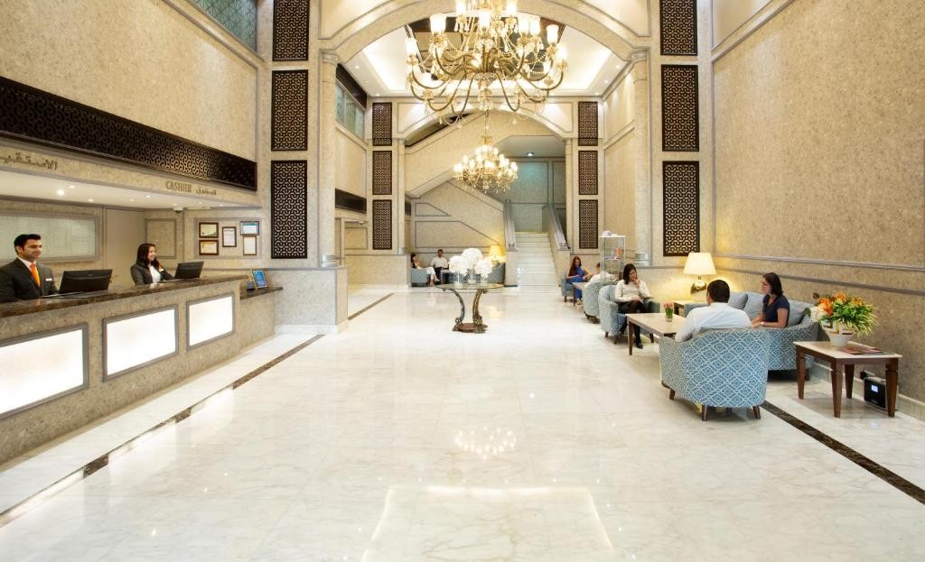 Carlton Tower Hotel Dubai