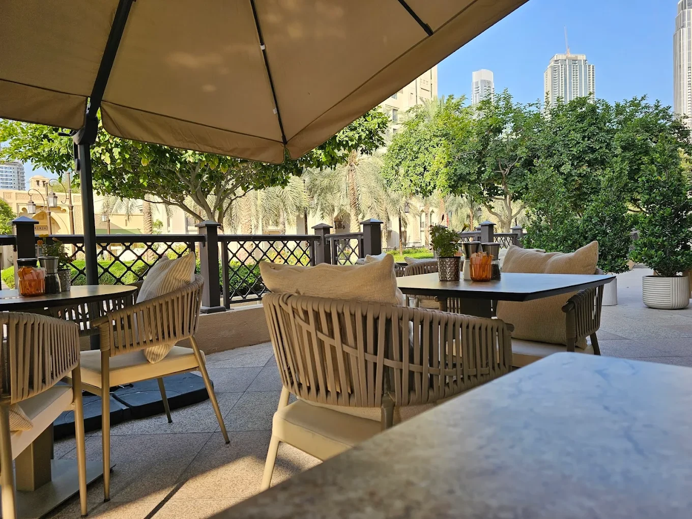 Apricot Dubai Cafe Downtown Dubai
