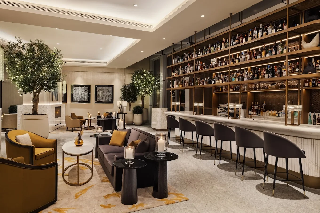 Lounge at Address