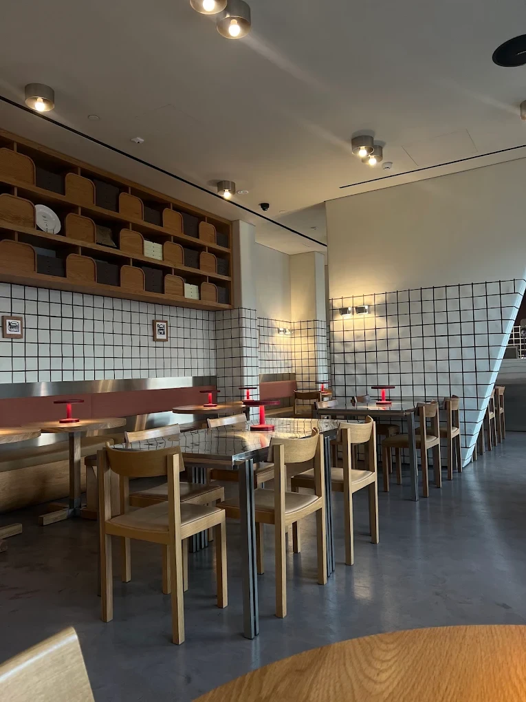 Moon Slice Pizza Dubai Al Wasl