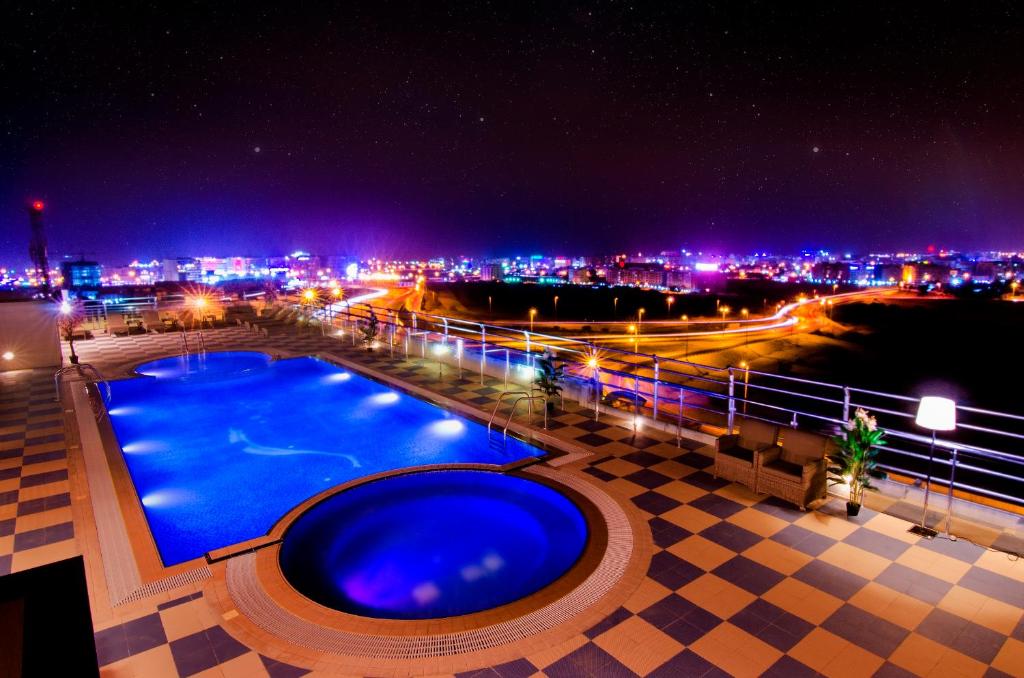 Al Murooj Muscat Grand Hotel