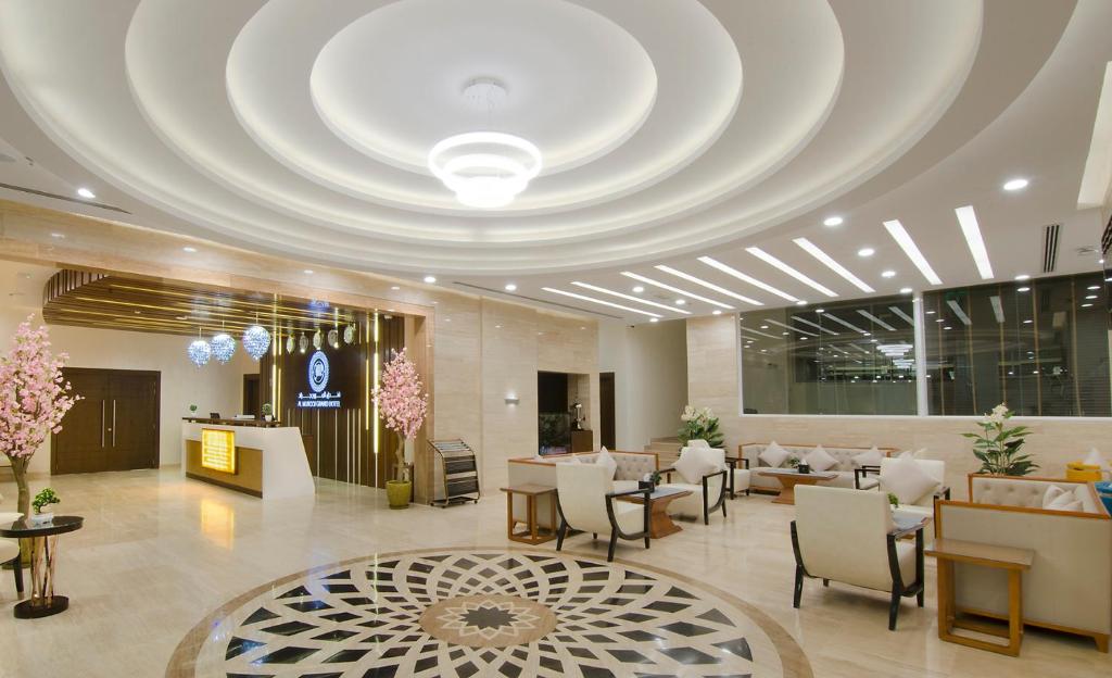 Al Murooj Muscat Grand Hotel
