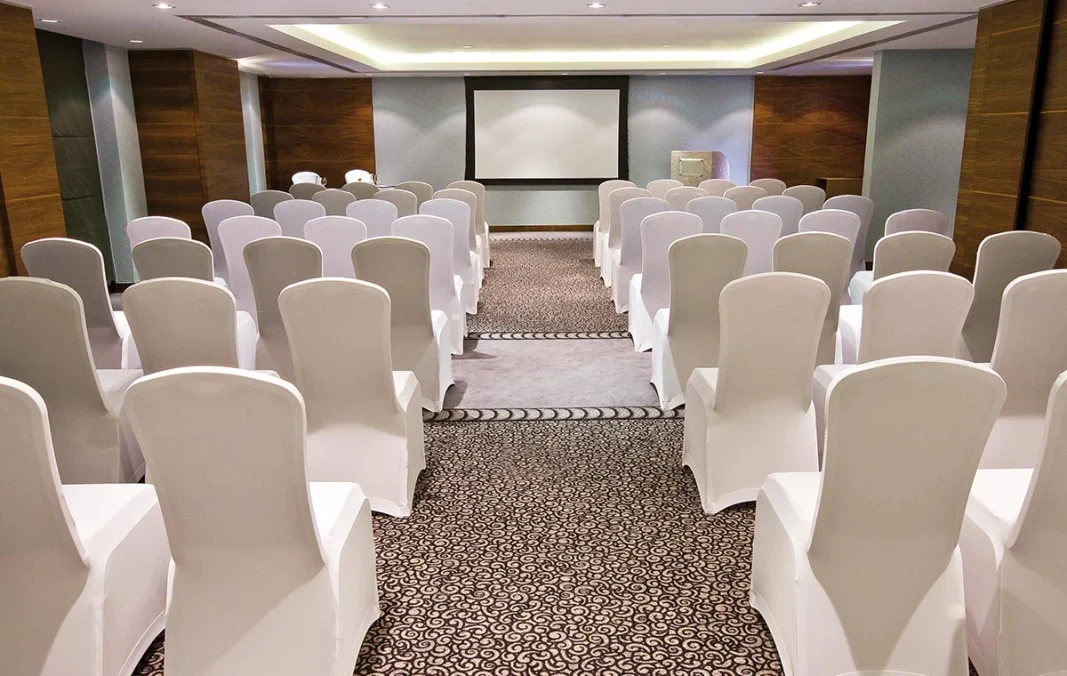Avani Deira Dubai Hotel
