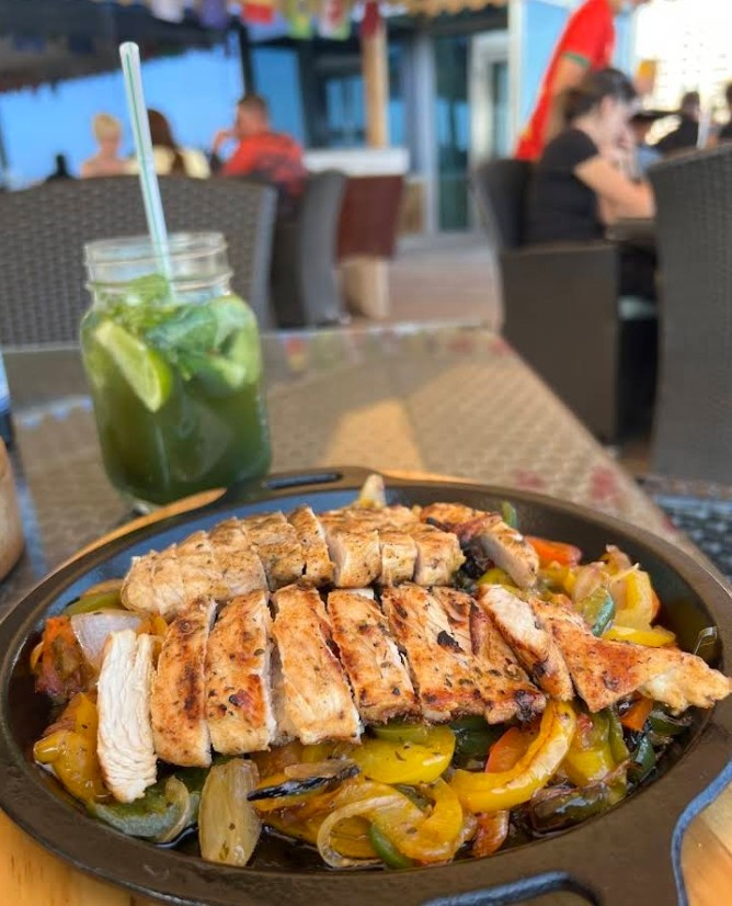 Food & Drinks