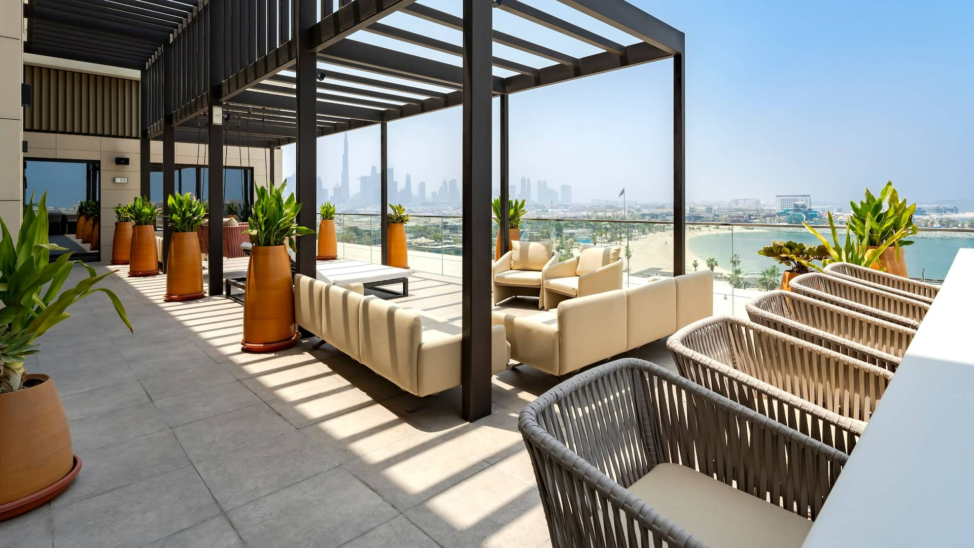 dxbcl_p0278_terrace_suite_skylin