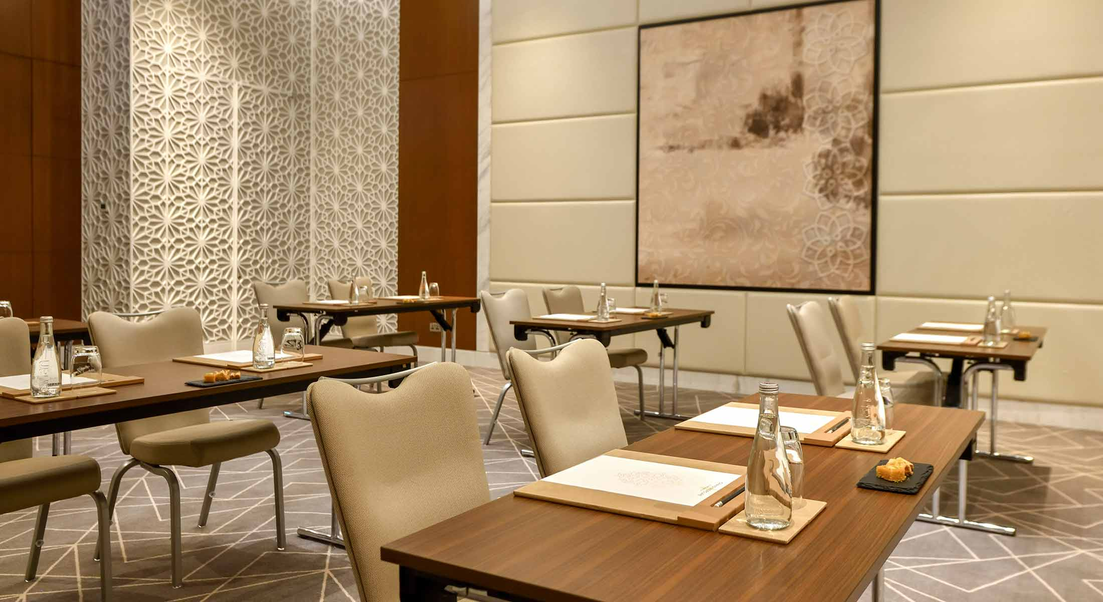 grand_mercure_dubai_meetings_gal