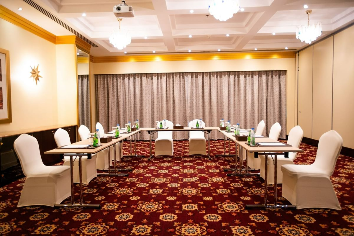 meeting_room_1