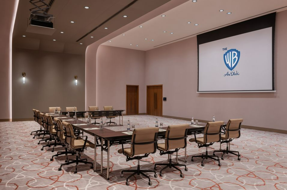 warner_bros_auh_46