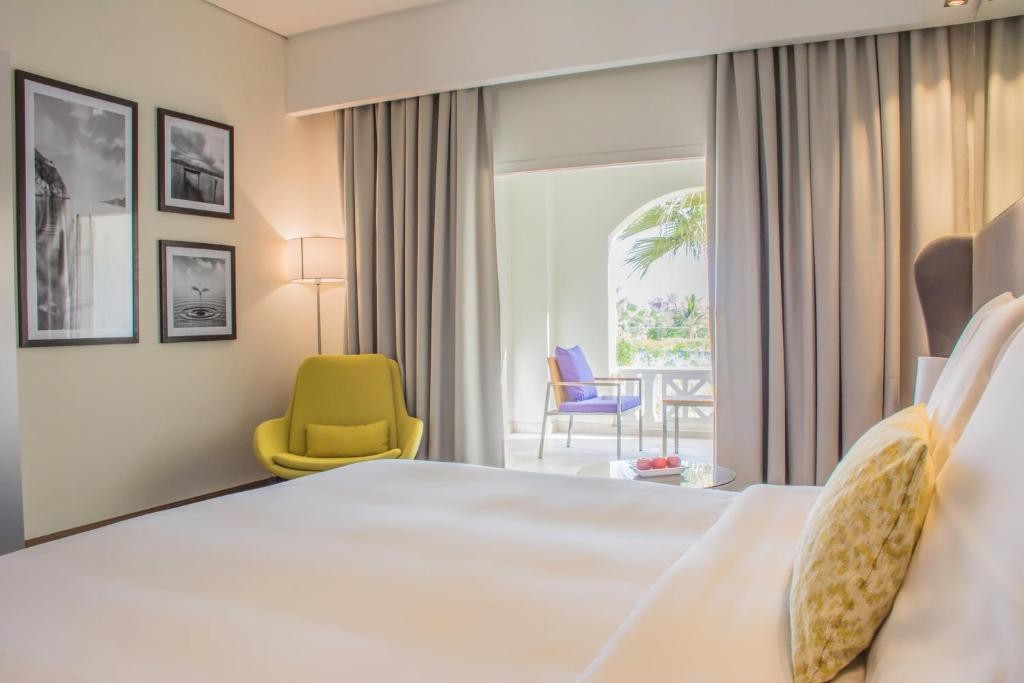 Radisson Blu Resort, Al Khobar Half Moon Bay Rooms