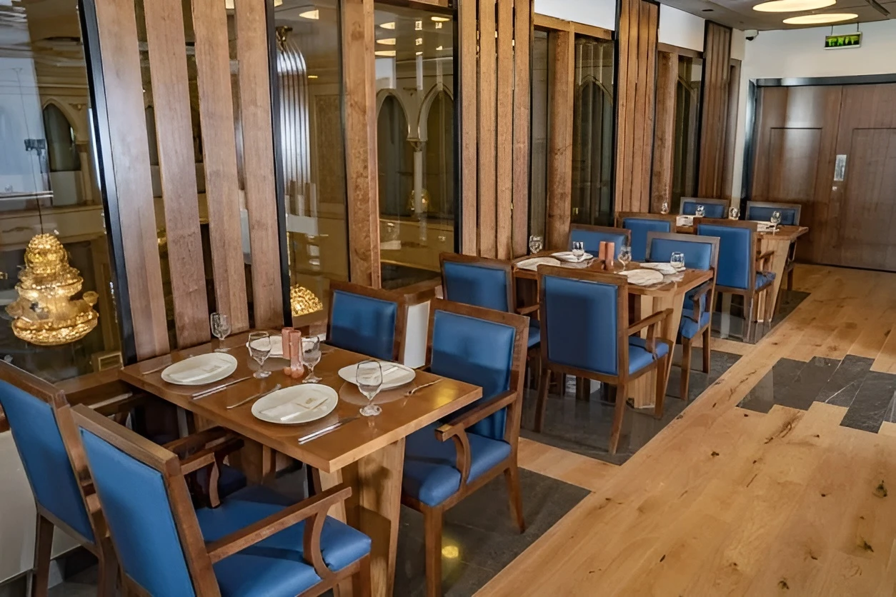 Sapphire Plaza Hotel