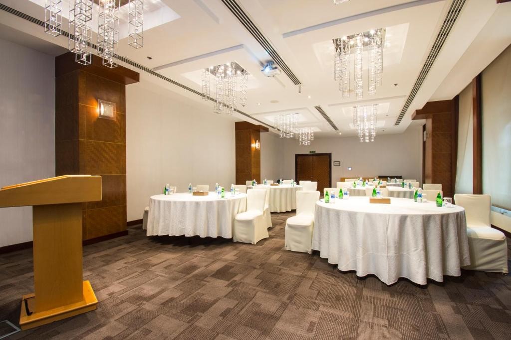 City Seasons Hotel Muscat