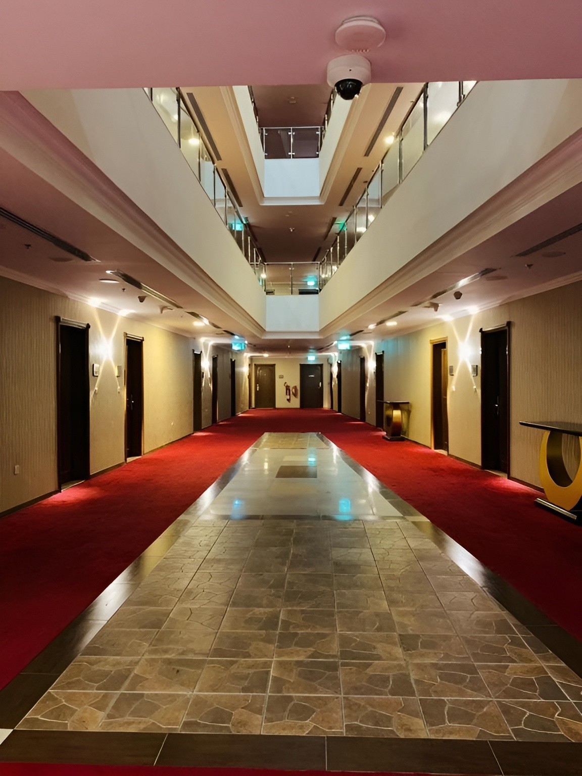 Sapphire Plaza Hotel