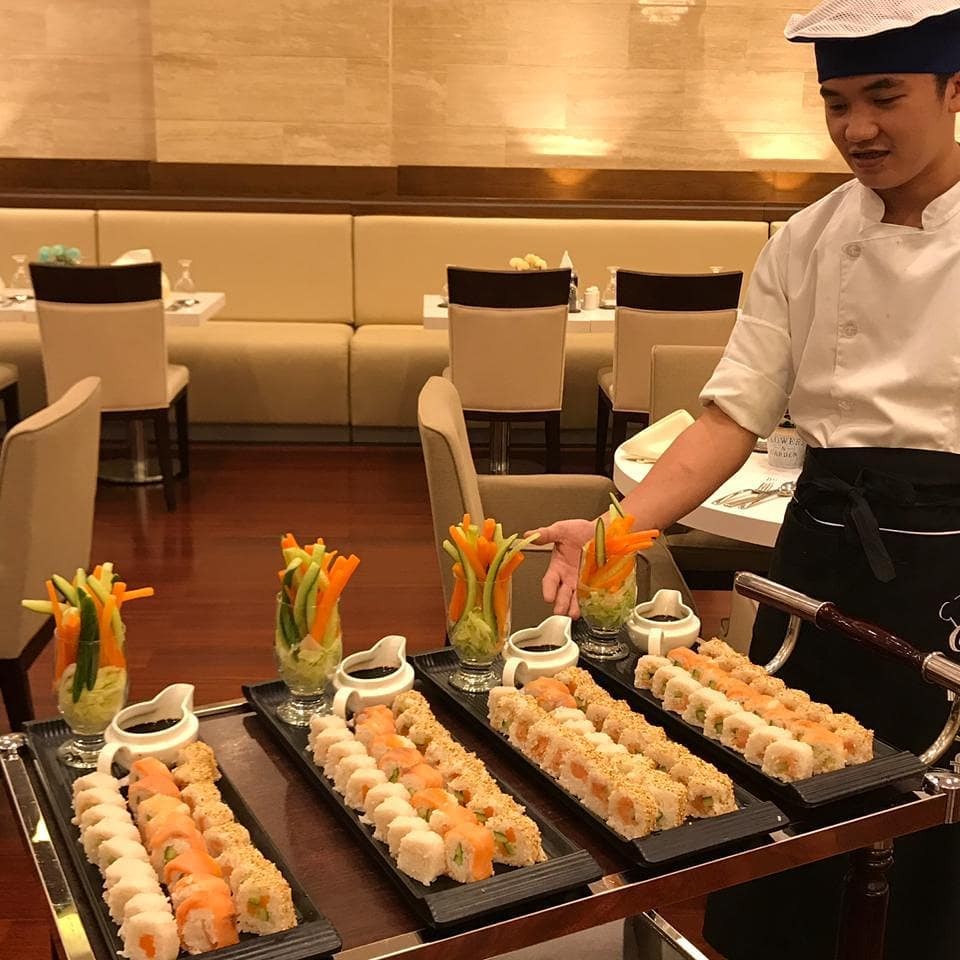 Food & Drinks