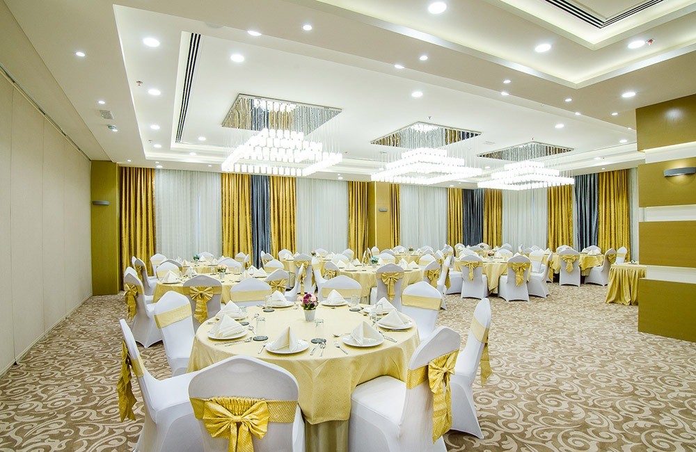 Al Murooj Grand Hotel