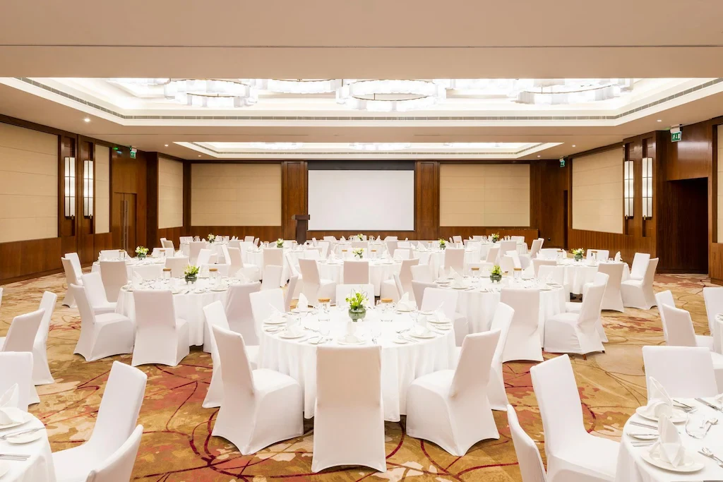 Crowne Plaza Muscat Ocec An IHG Hotel
