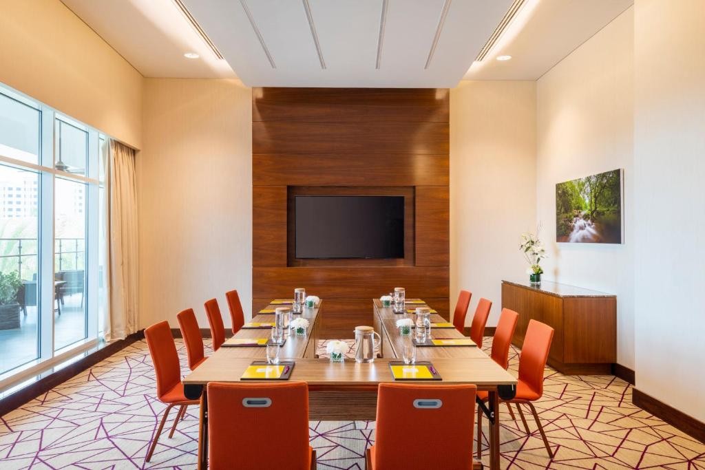 Crowne Plaza Muscat Ocec An IHG Hotel