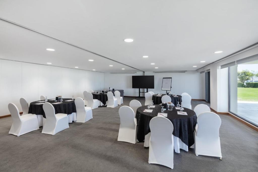 Crowne Plaza Muscat by IHG